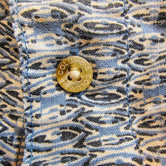 Vintage Columbia Sportswear Rayon Blend Shirt L Blue Tan Geometric Pattern - Picture 6 of 8